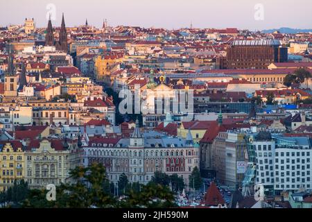 Abendpanorama`s Prager Innenstadt Stockfoto